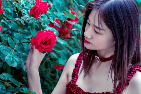 朱棣文：科学进步不是靠与世隔绝的单打独斗